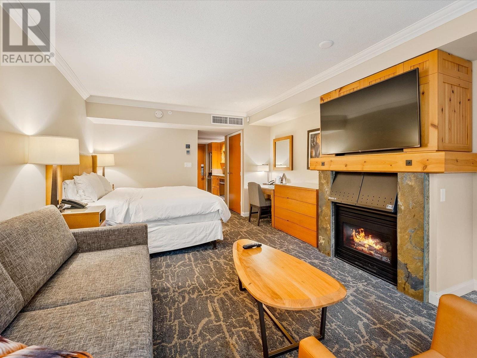 673 4090 Whistler Way, Whistler, British Columbia  V8E 1J3 - Photo 3 - R2850872