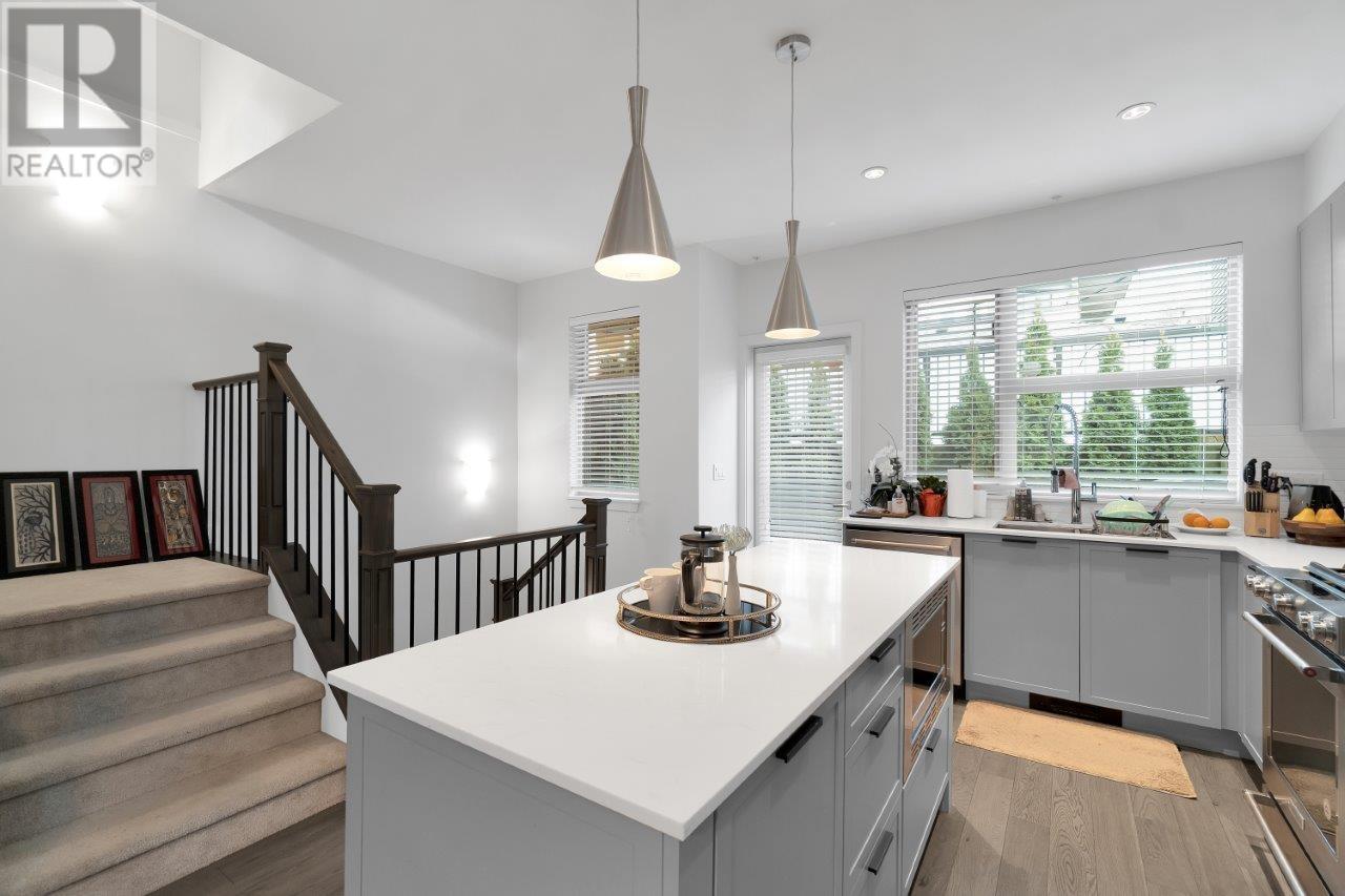 10 244 E 5th Street, North Vancouver, British Columbia  V7L 1L7 - Photo 11 - R2850905