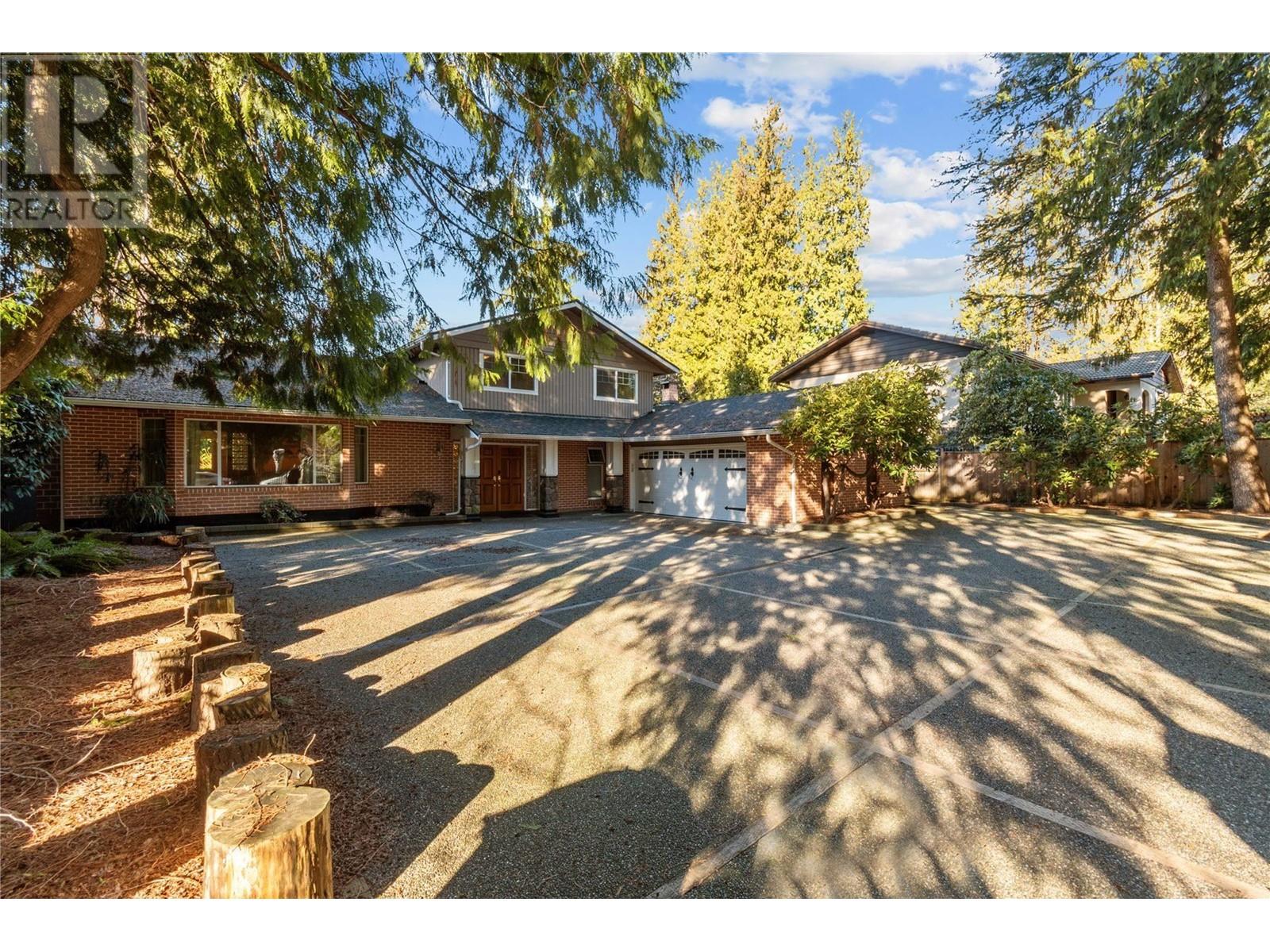 440 Walker Street, Coquitlam, British Columbia  V3K 4E3 - Photo 2 - R2850865