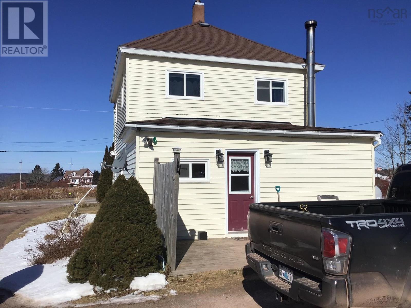 7668 Shulie Road, Joggins, Nova Scotia  B0L 1A0 - Photo 1 - 202403061