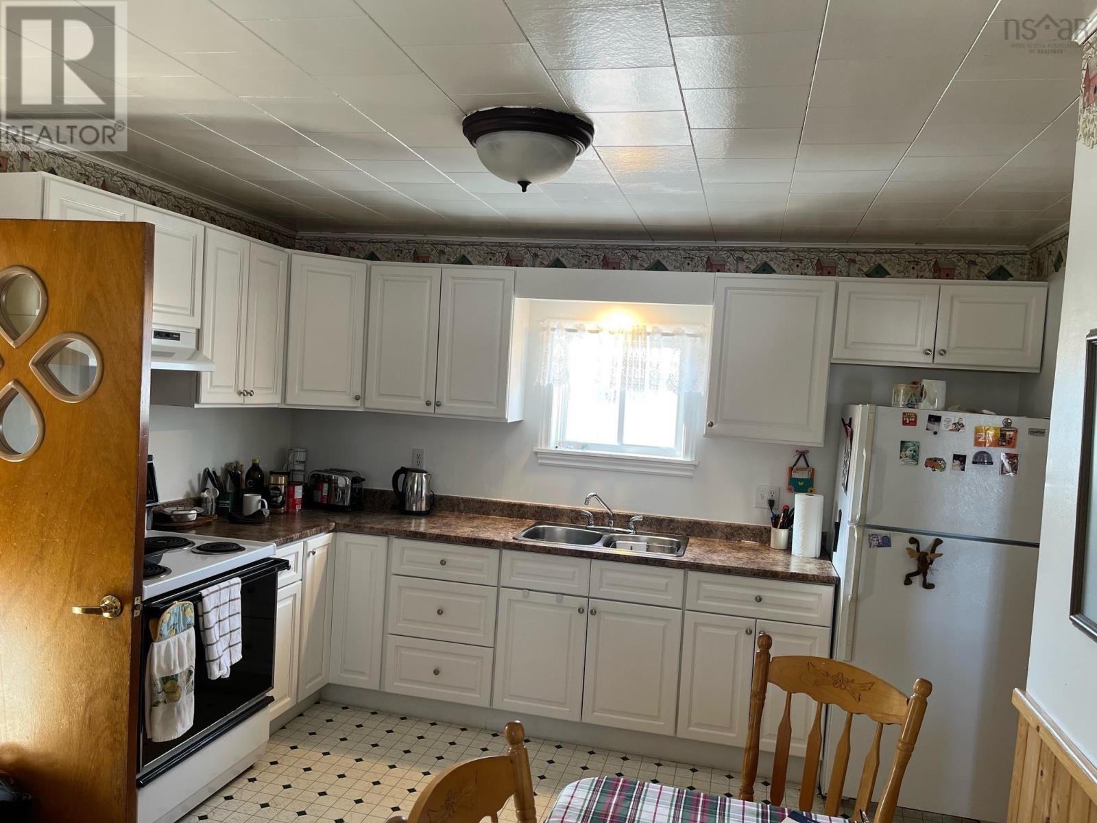 7668 Shulie Road, Joggins, Nova Scotia  B0L 1A0 - Photo 11 - 202403061
