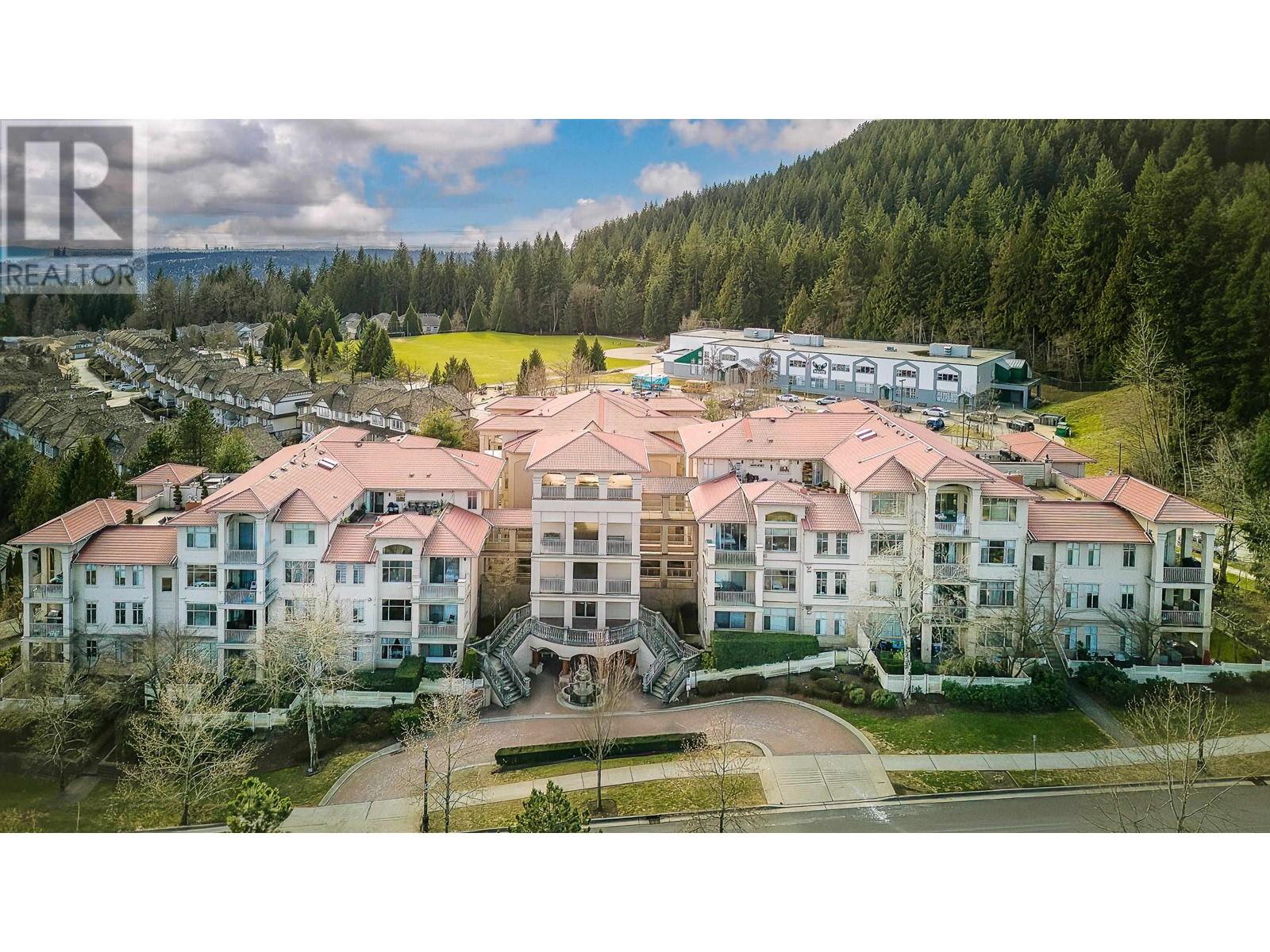 111 3176 Plateau Boulevard, Coquitlam, British Columbia  V3E 3J2 - Photo 1 - R2850891