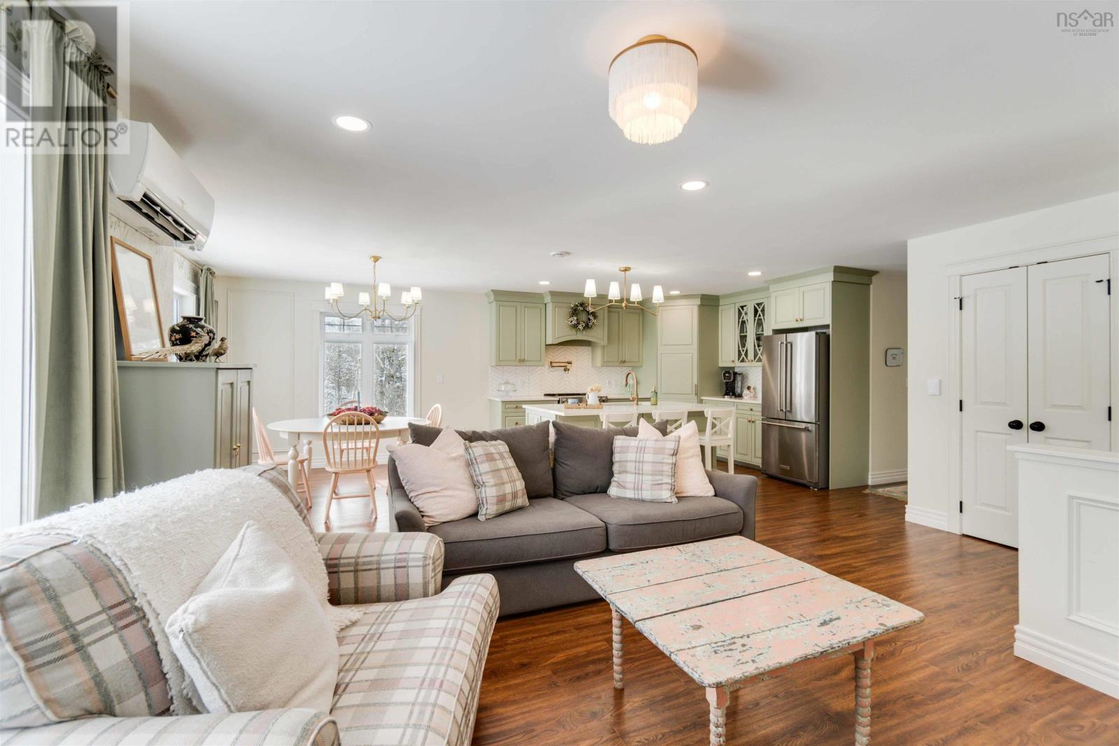 42 Macintosh Street, Berwick, Nova Scotia  B0P 1E0 - Photo 11 - 202403016