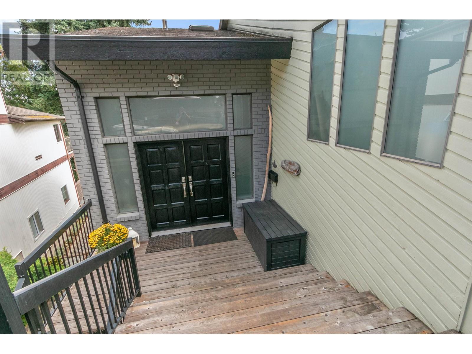 275 Warrick Street, Coquitlam, British Columbia  V3K 6C1 - Photo 36 - R2850968