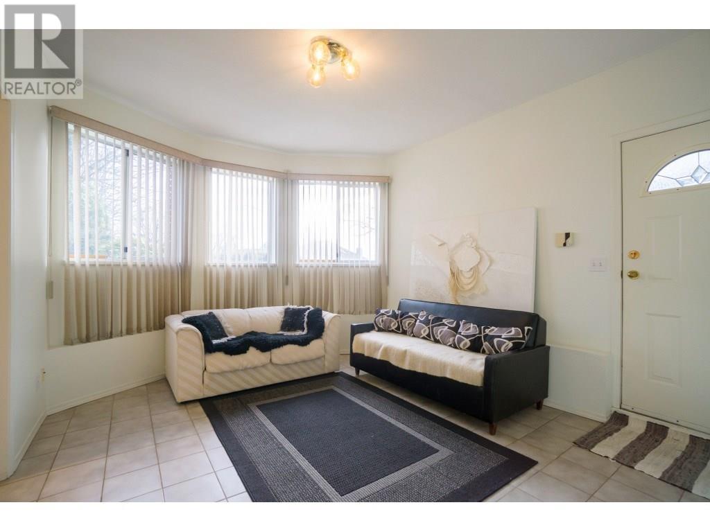 2651 Phillips Avenue, Burnaby, British Columbia  V5A 4R7 - Photo 17 - R2851072