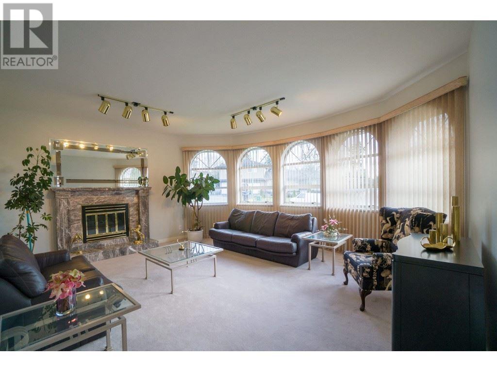 2651 Phillips Avenue, Burnaby, British Columbia  V5A 4R7 - Photo 3 - R2851072