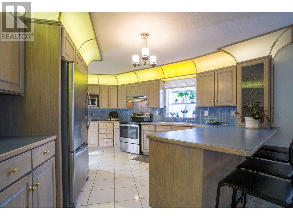 2651 Phillips Avenue, Burnaby, British Columbia  V5A 4R7 - Photo 5 - R2851072