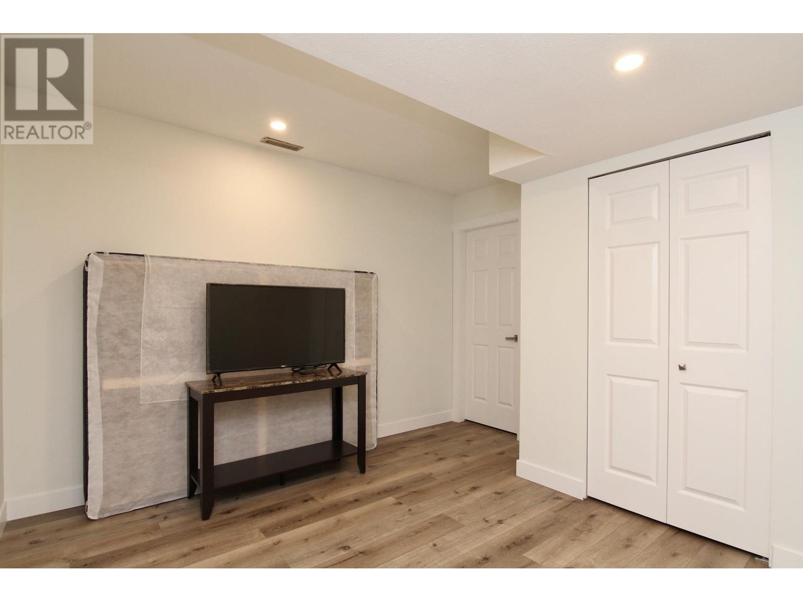2678 Klassen Court, Port Coquitlam, British Columbia  V3C 5Y8 - Photo 36 - R2851074
