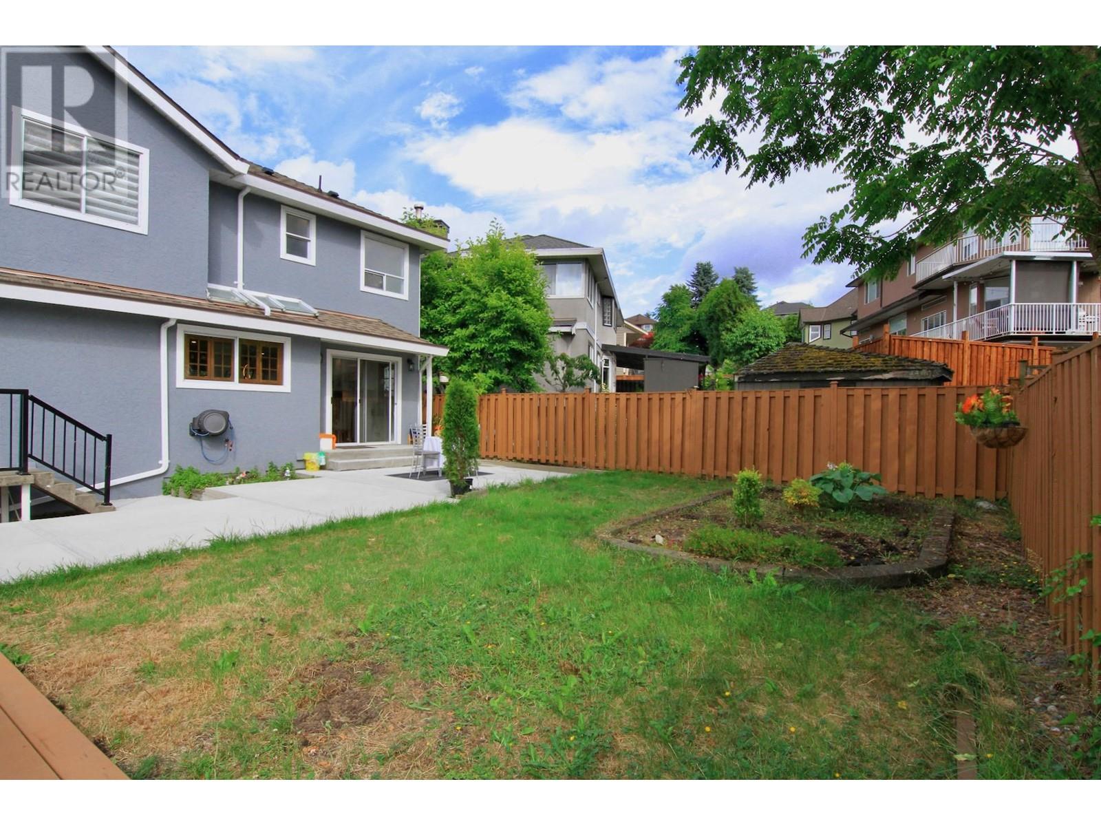 2678 Klassen Court, Port Coquitlam, British Columbia  V3C 5Y8 - Photo 5 - R2851074