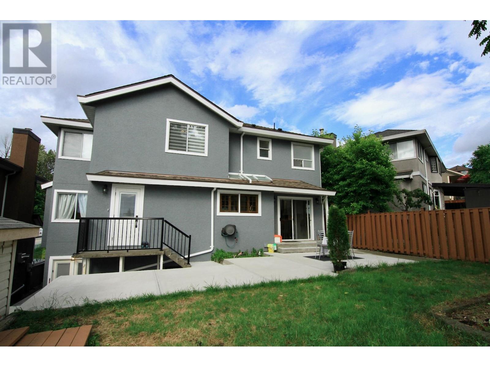 2678 Klassen Court, Port Coquitlam, British Columbia  V3C 5Y8 - Photo 6 - R2851074