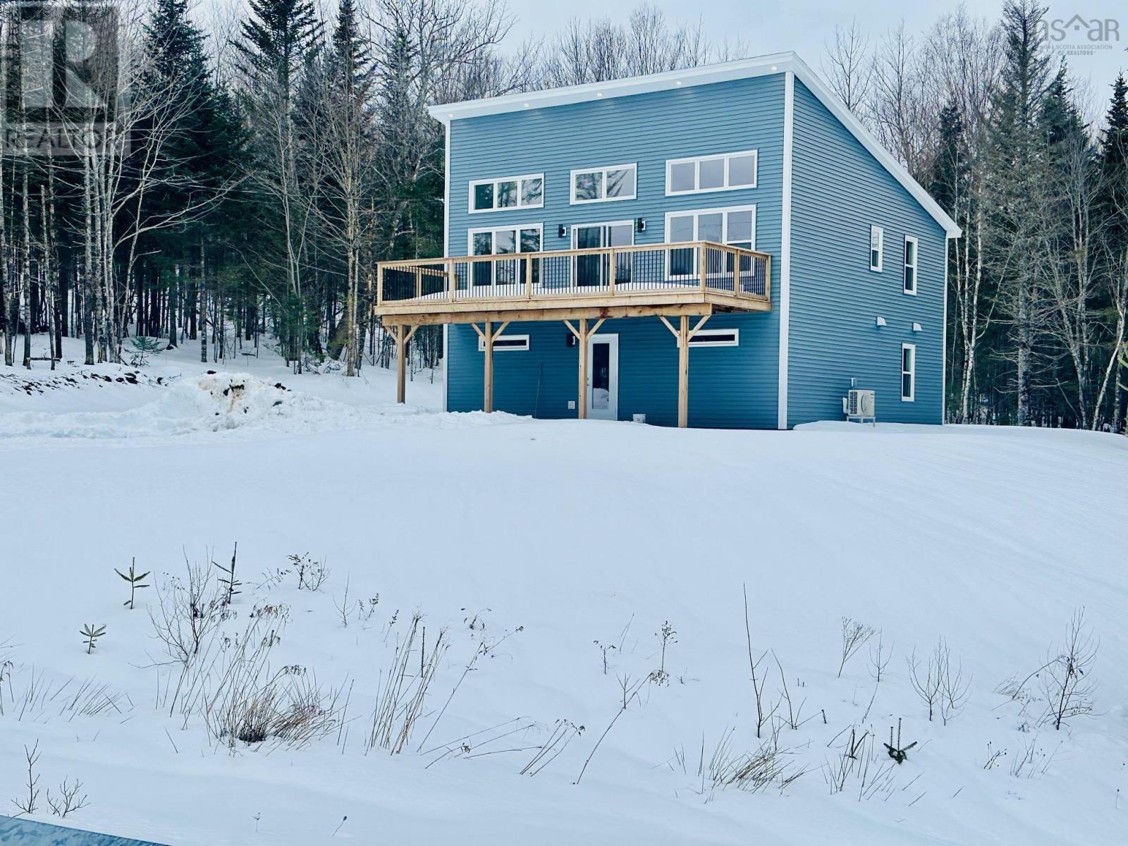 42 Jorphie Drive, East Uniacke, Nova Scotia  B0N 1Z0 - Photo 1 - 202403089