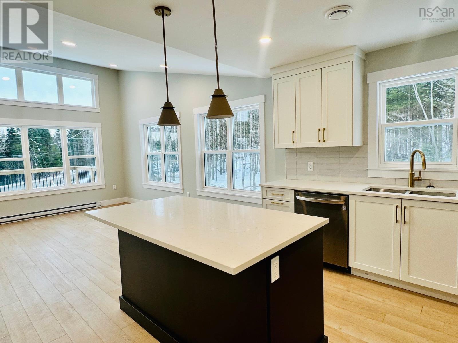 42 Jorphie Drive, East Uniacke, Nova Scotia  B0N 1Z0 - Photo 10 - 202403089