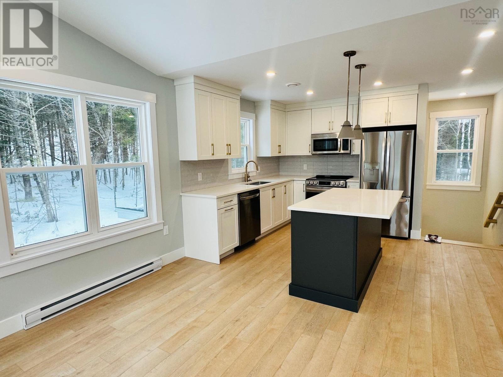 42 Jorphie Drive, East Uniacke, Nova Scotia  B0N 1Z0 - Photo 12 - 202403089