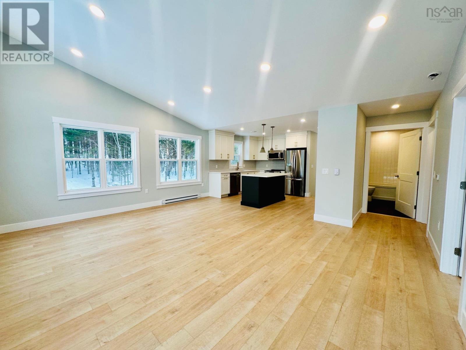 42 Jorphie Drive, East Uniacke, Nova Scotia  B0N 1Z0 - Photo 18 - 202403089