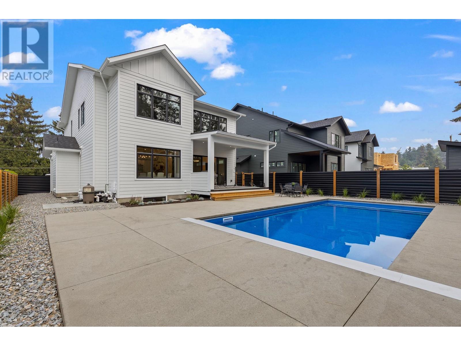 689 Balsam Road Kelowna