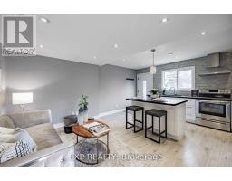 29 BERNICE CRES, toronto, Ontario