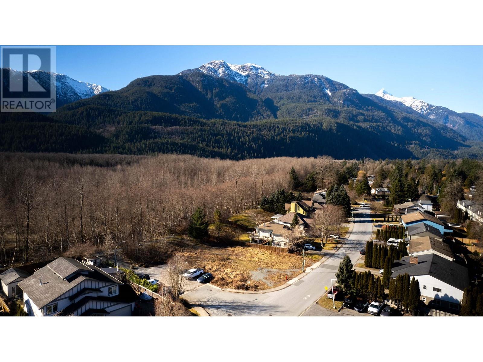 1583 Eagle Run Drive, Squamish, British Columbia  V0N 1H0 - Photo 4 - R2851241
