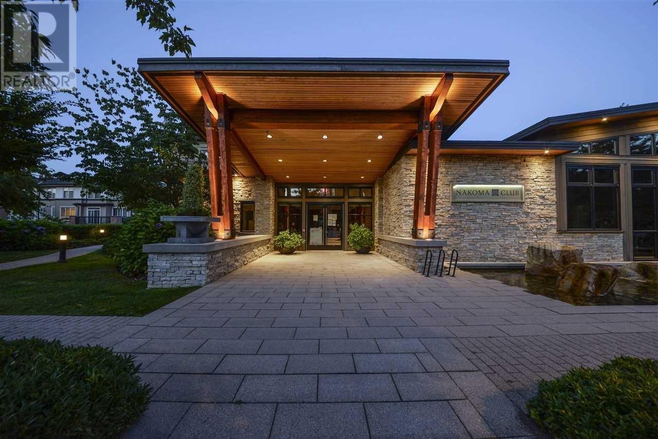 2906 3093 Windsor Gate, Coquitlam, British Columbia  V3B 0N2 - Photo 1 - R2850814