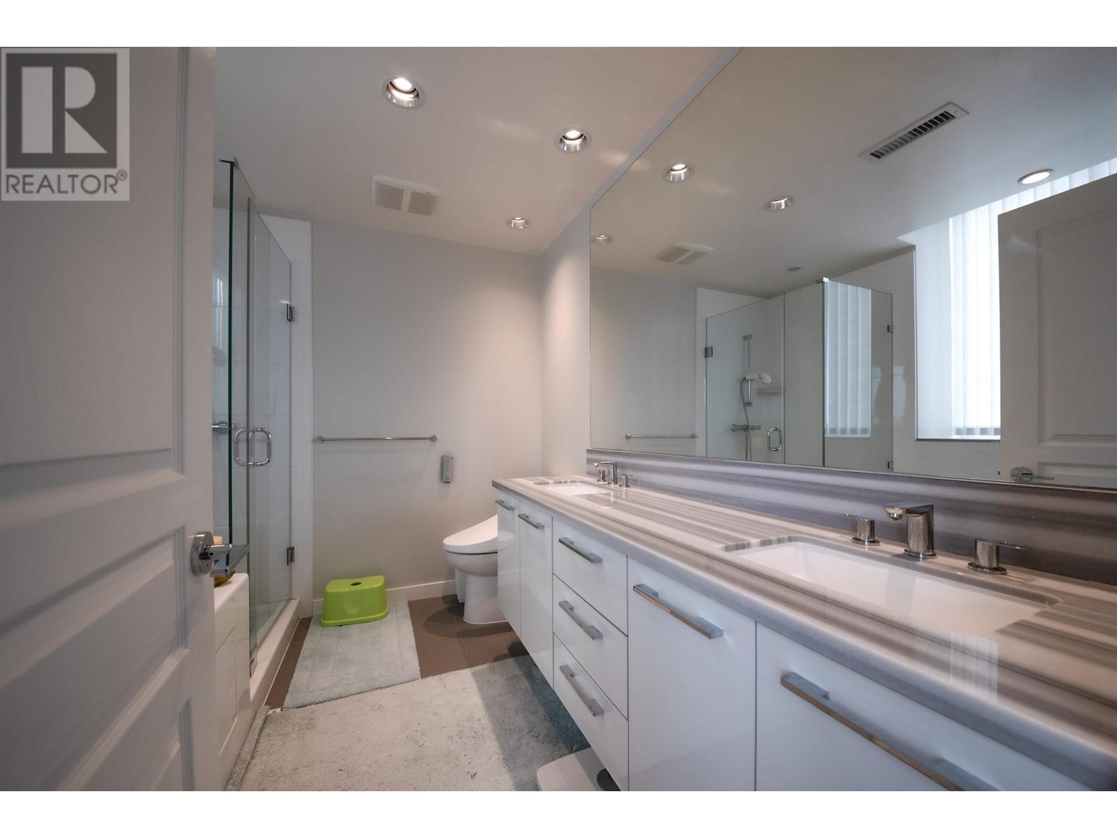 2906 3093 Windsor Gate, Coquitlam, British Columbia  V3B 0N2 - Photo 7 - R2850814