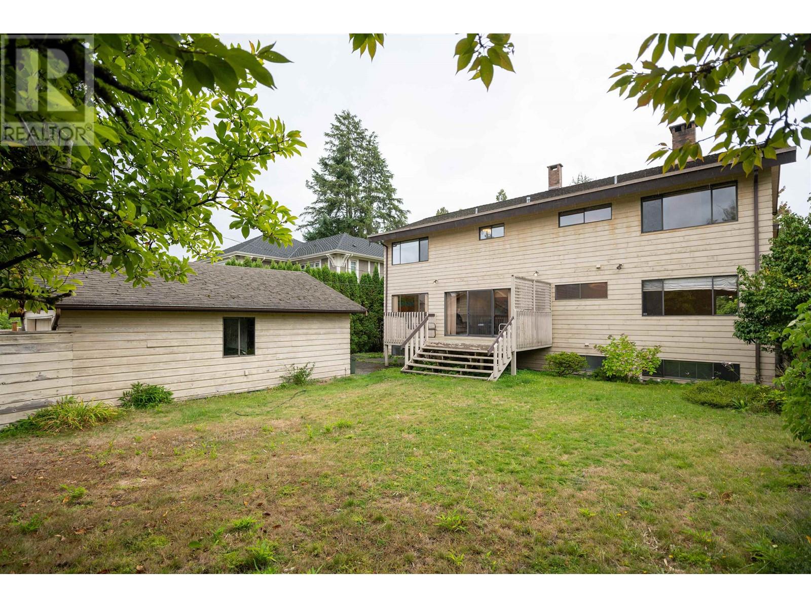 Listing Picture 26 of 29 : 1249 W 39TH AVENUE, Vancouver / 溫哥華 - 魯藝地產 Yvonne Lu Group - MLS Medallion Club Member