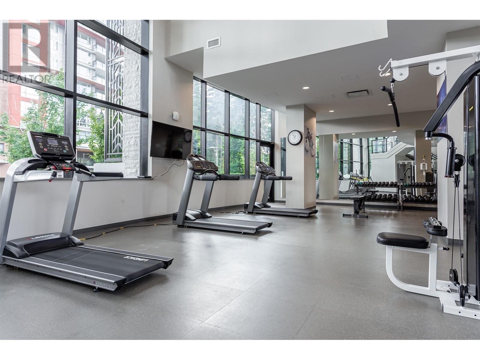 2906 3093 Windsor Gate, Coquitlam, British Columbia  V3B 0N2 - Photo 2 - R2850814