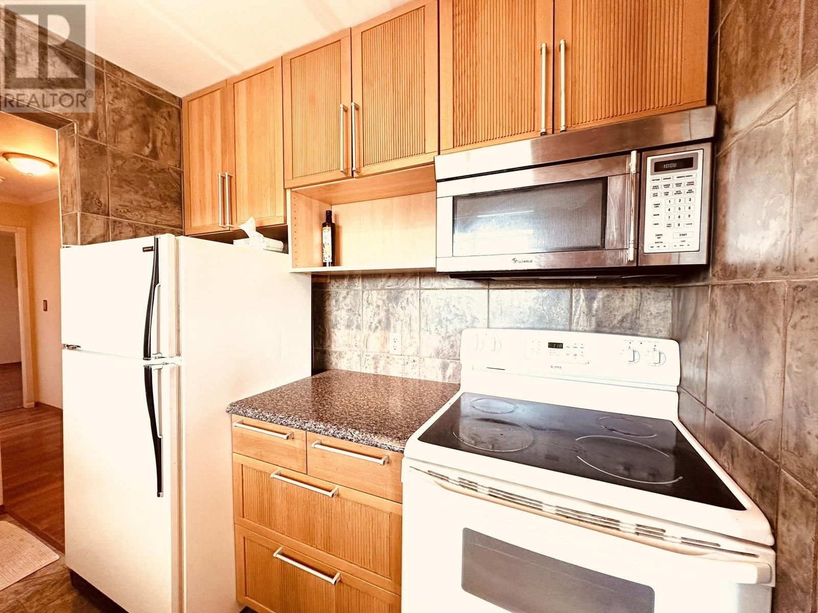 318 888 Kingsway, Vancouver, British Columbia  V5V 3C3 - Photo 12 - R2851283