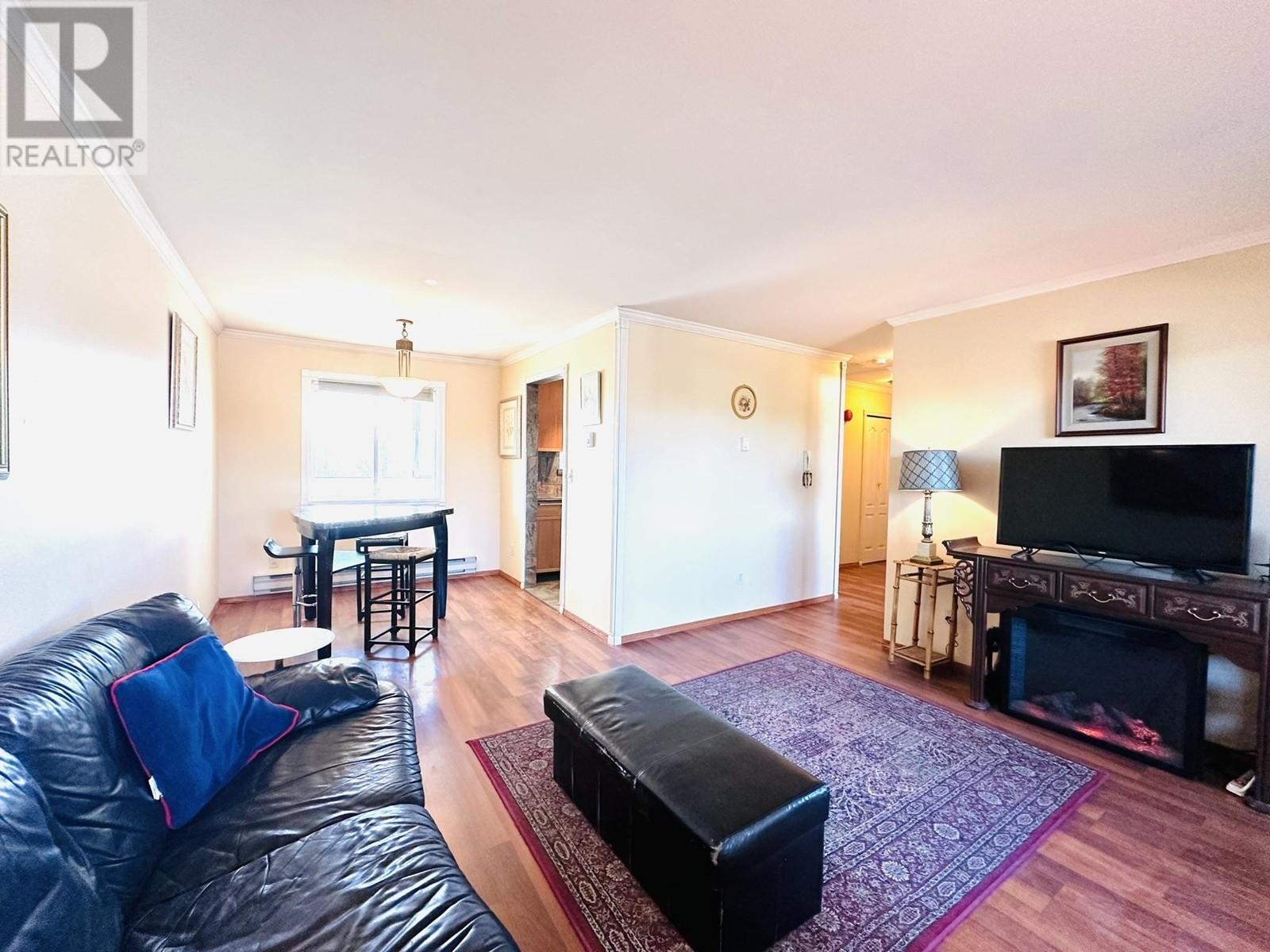 318 888 Kingsway, Vancouver, British Columbia  V5V 3C3 - Photo 4 - R2851283