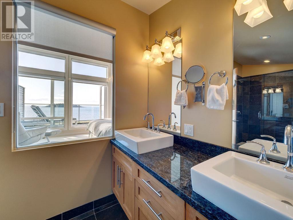 6494 Ember Place, Sechelt, British Columbia  V7Z 0M9 - Photo 20 - R2851321