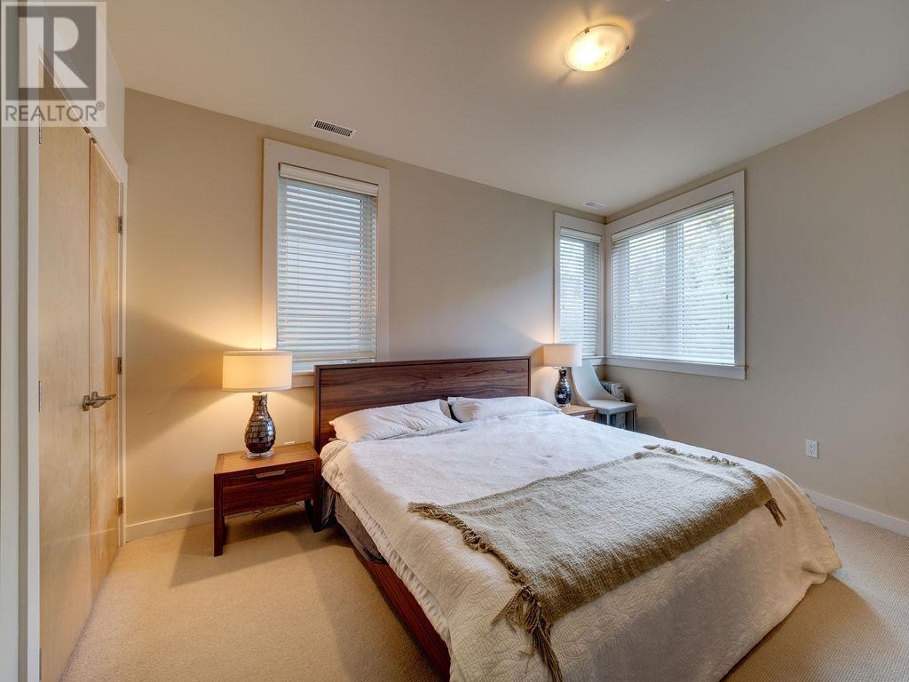 6494 Ember Place, Sechelt, British Columbia  V7Z 0M9 - Photo 31 - R2851321