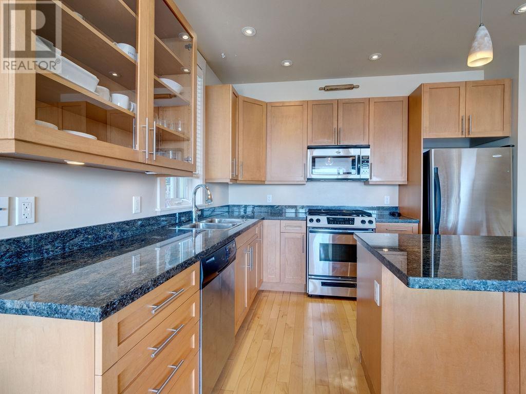 6494 Ember Place, Sechelt, British Columbia  V7Z 0M9 - Photo 8 - R2851321