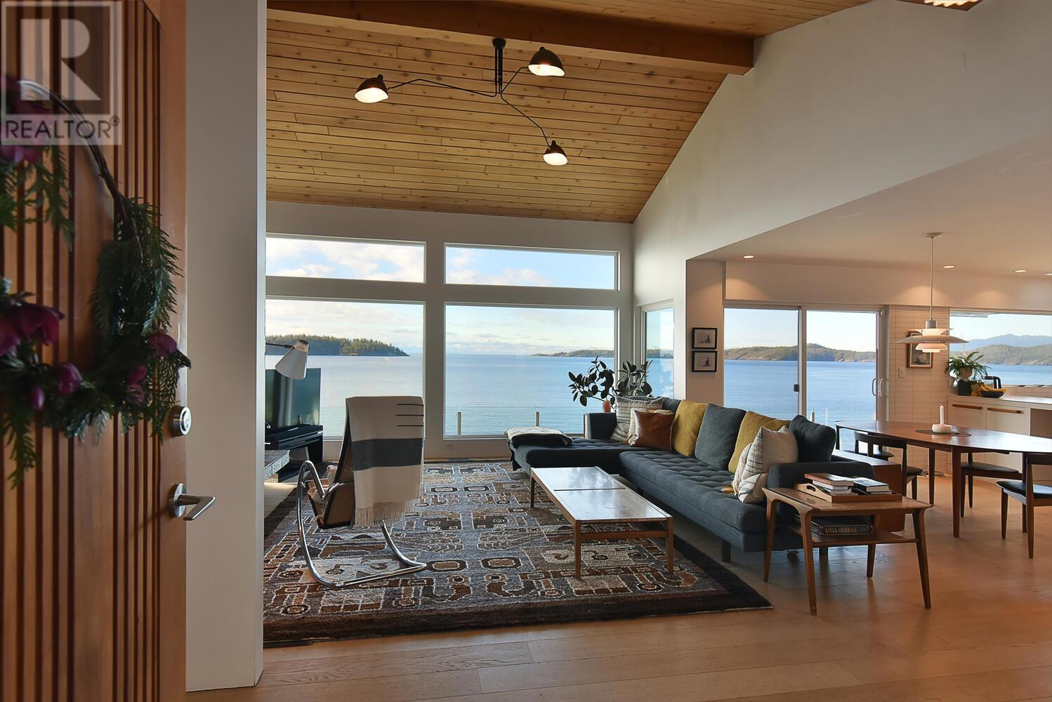 8331 Redrooffs Road, Sechelt, British Columbia  V7Z 1E4 - Photo 11 - R2851323