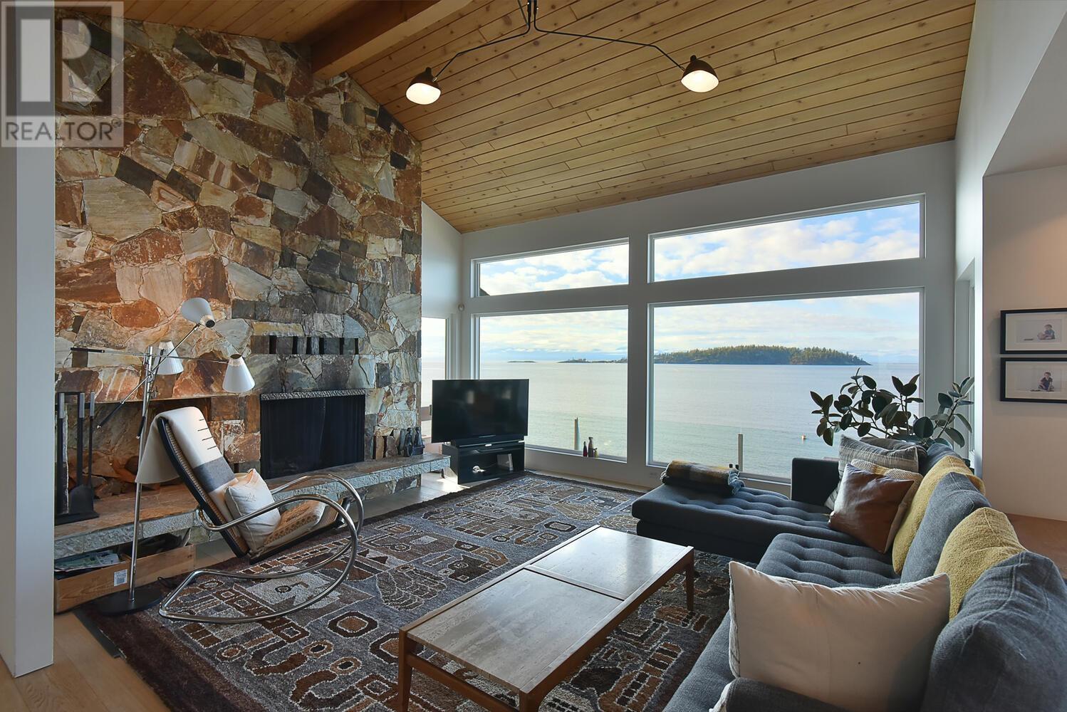8331 Redrooffs Road, Sechelt, British Columbia  V7Z 1E4 - Photo 12 - R2851323