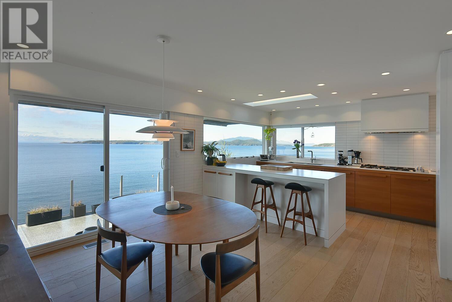 8331 Redrooffs Road, Sechelt, British Columbia  V7Z 1E4 - Photo 7 - R2851323