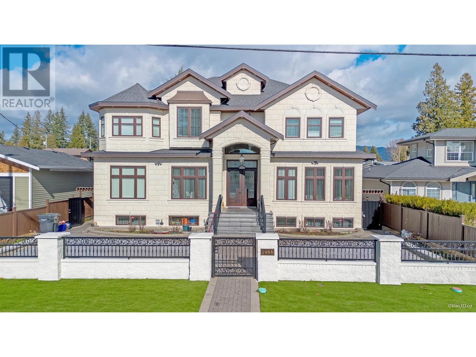 1055 Cottonwood Avenue, Coquitlam, British Columbia  V3J 2T4 - Photo 2 - R2851125