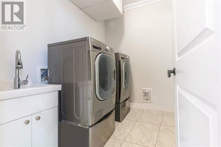 1055 Cottonwood Avenue, Coquitlam, British Columbia  V3J 2T4 - Photo 26 - R2851125