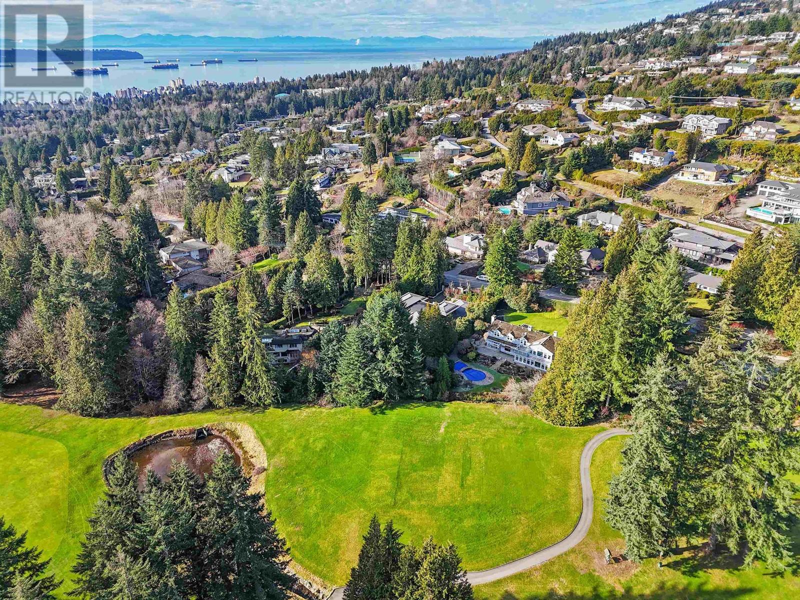 550 Southborough Drive, West Vancouver, British Columbia  V7S 1M1 - Photo 5 - R2851389