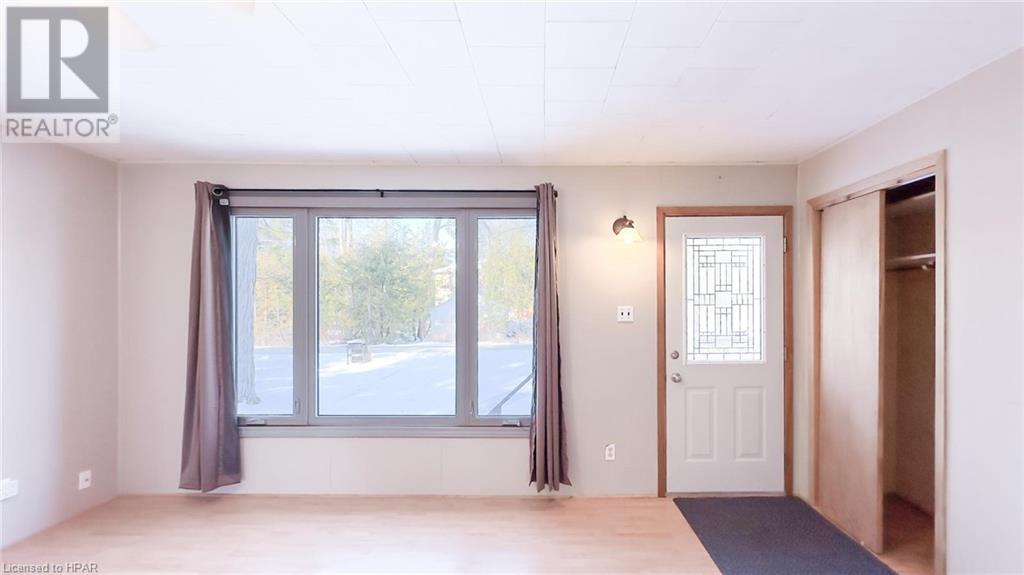 36 Bluewater Drive, Central Huron, Ontario  N7A 3X8 - Photo 3 - 40542180