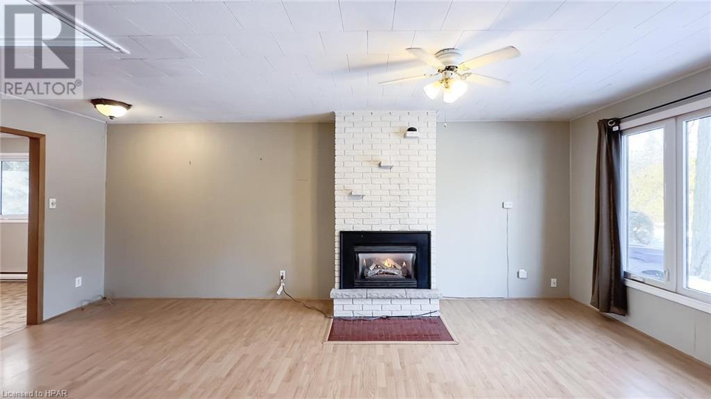 36 Bluewater Drive, Central Huron, Ontario  N7A 3X8 - Photo 4 - 40542180