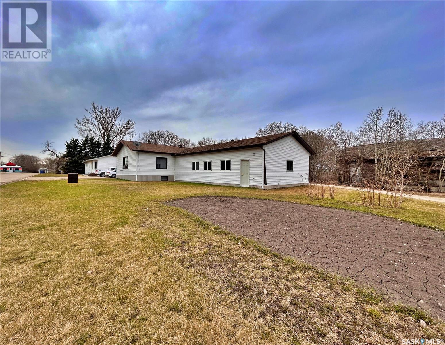 108 Anne Street, Wawota, Saskatchewan  S0G 5A0 - Photo 46 - SK959405