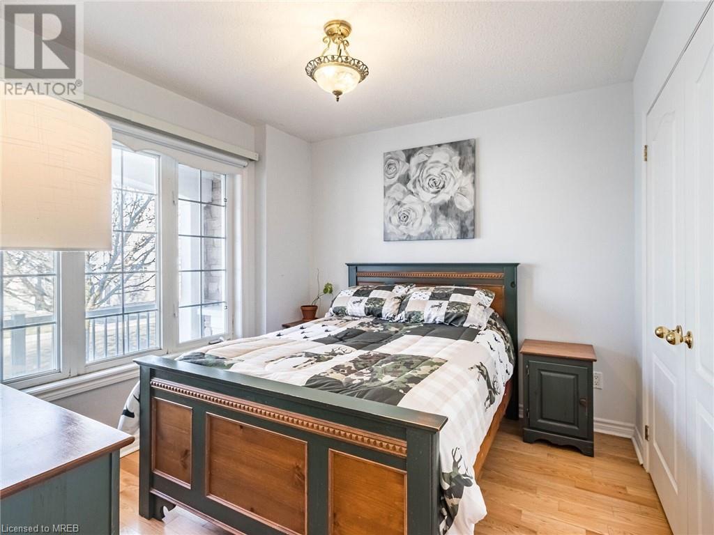 350 Lakebreeze Drive Unit# 8, Clarington, Ontario  L1B 1N2 - Photo 6 - 40543573
