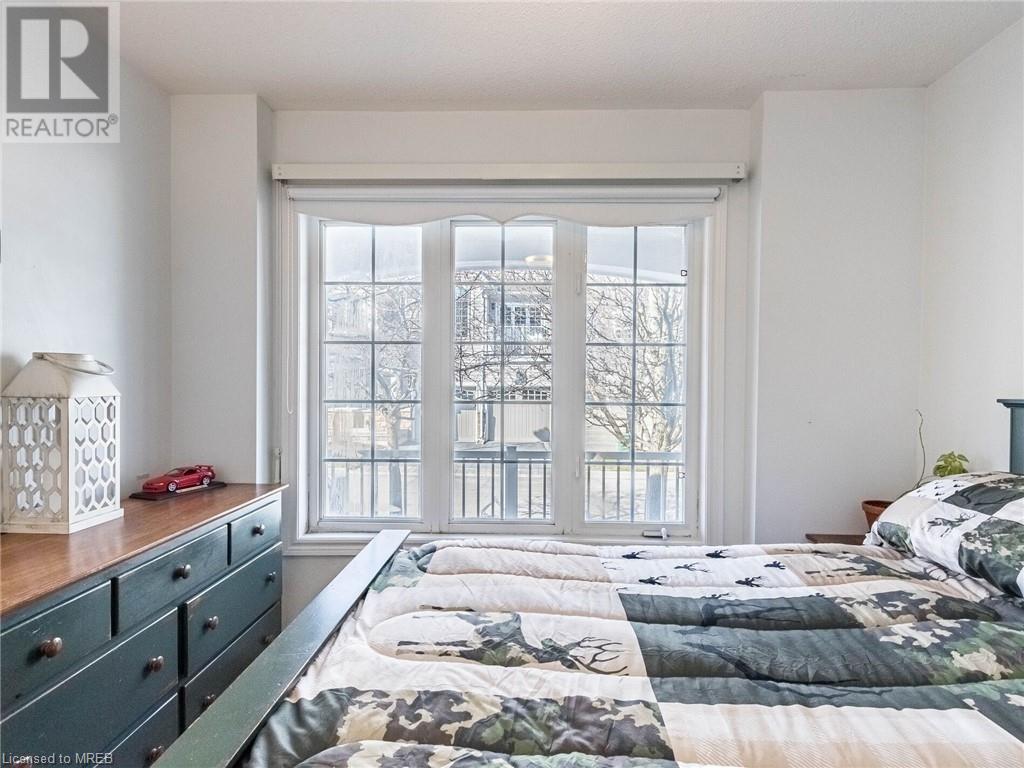 350 Lakebreeze Drive Unit# 8, Clarington, Ontario  L1B 1N2 - Photo 8 - 40543573