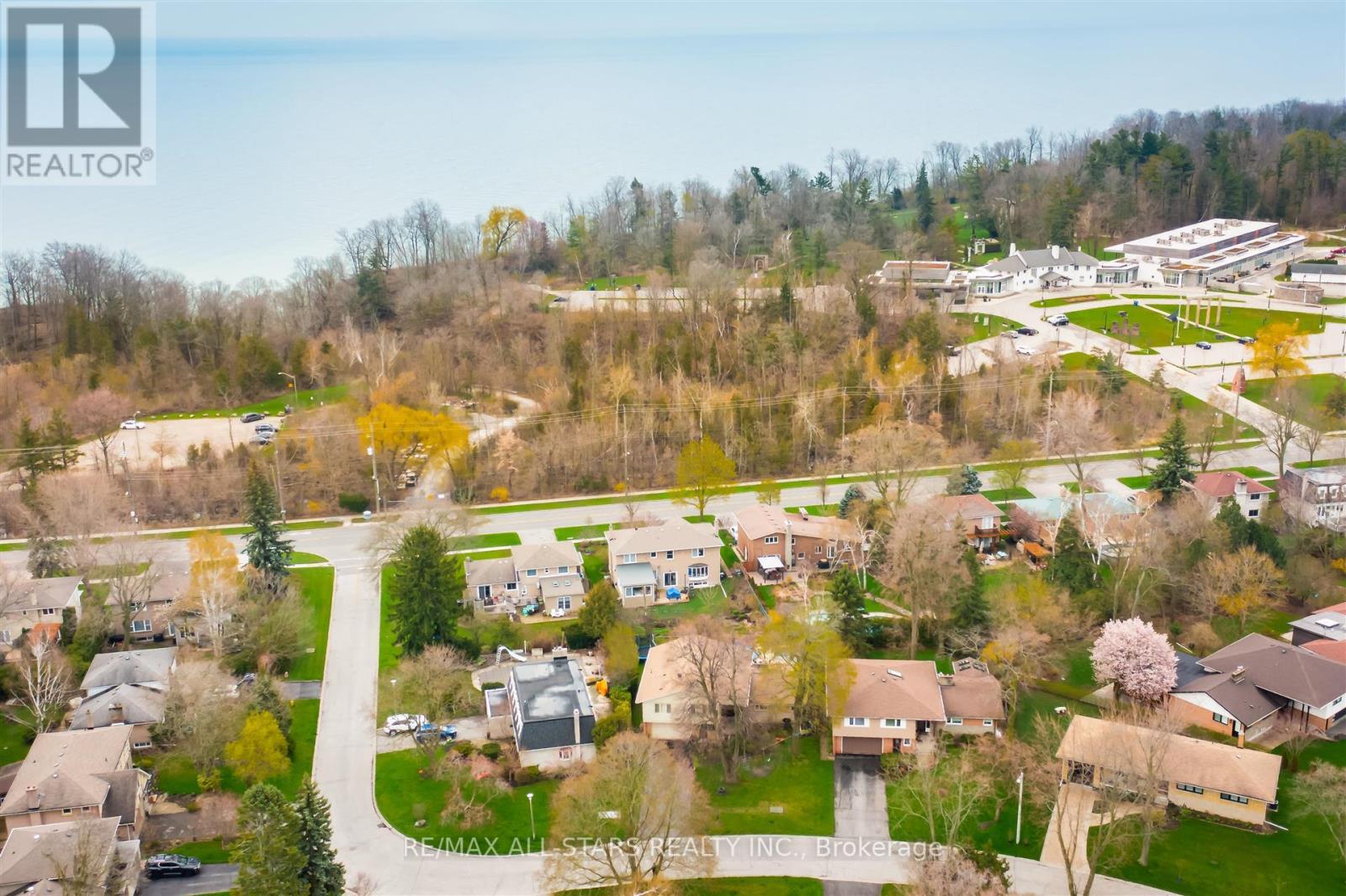 14 Navarre Crescent, Toronto, Ontario  M1E 1N6 - Photo 1 - E8081800