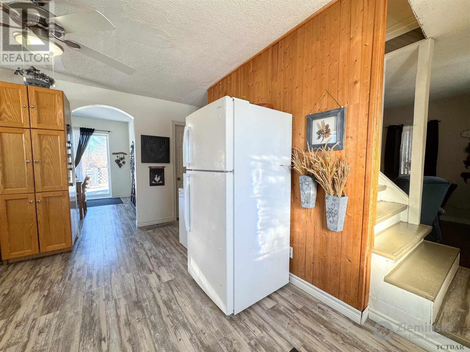1039 Oil Tank Rd, Iroquois Falls, Ontario  P0K 1G0 - Photo 10 - TM240311
