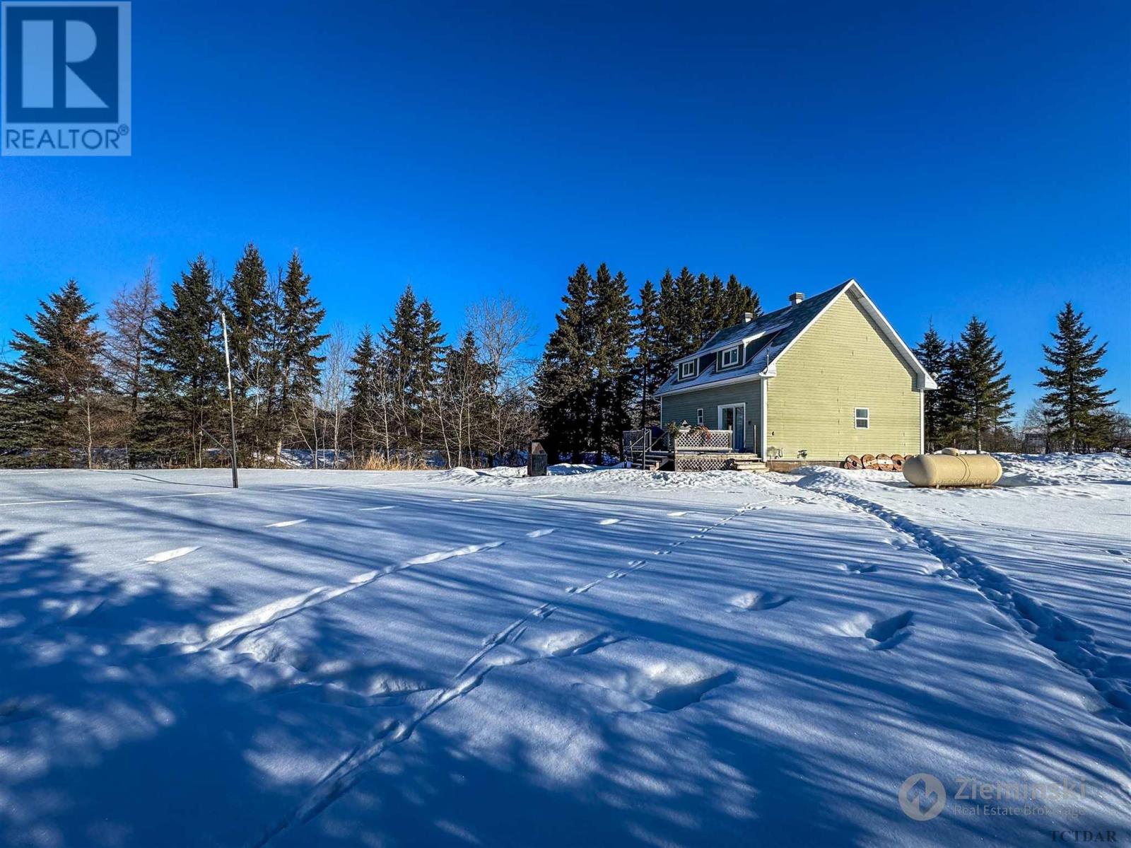 1039 Oil Tank Rd, Iroquois Falls, Ontario  P0K 1G0 - Photo 38 - TM240311
