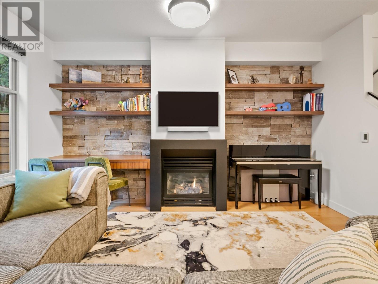 7 1530 Tynebridge Lane, Whistler, British Columbia  V8E 0L3 - Photo 12 - R2851597