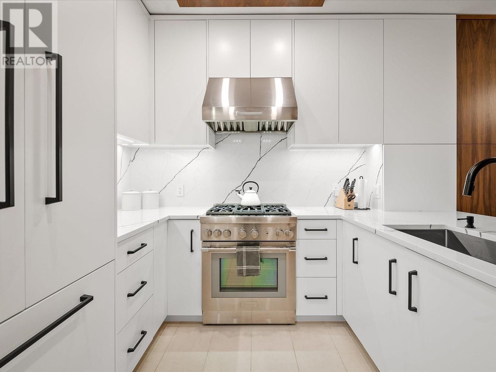 7 1530 Tynebridge Lane, Whistler, British Columbia  V8E 0L3 - Photo 4 - R2851597