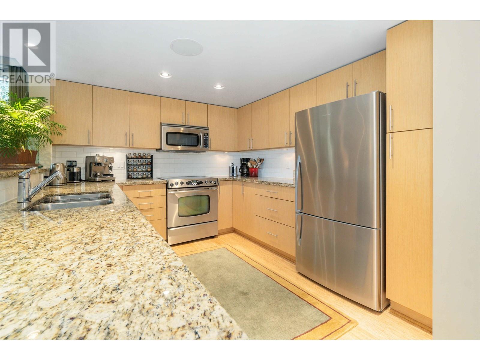 168 Prior Street, Vancouver, British Columbia  V6A 0A6 - Photo 12 - R2851620