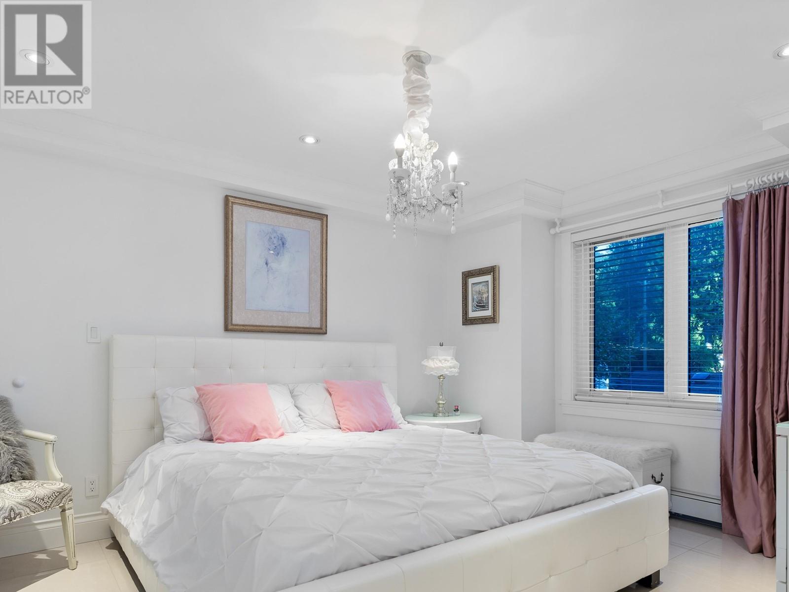 4511 Capilano Road, North Vancouver, British Columbia  V7R 4K2 - Photo 22 - R2851588