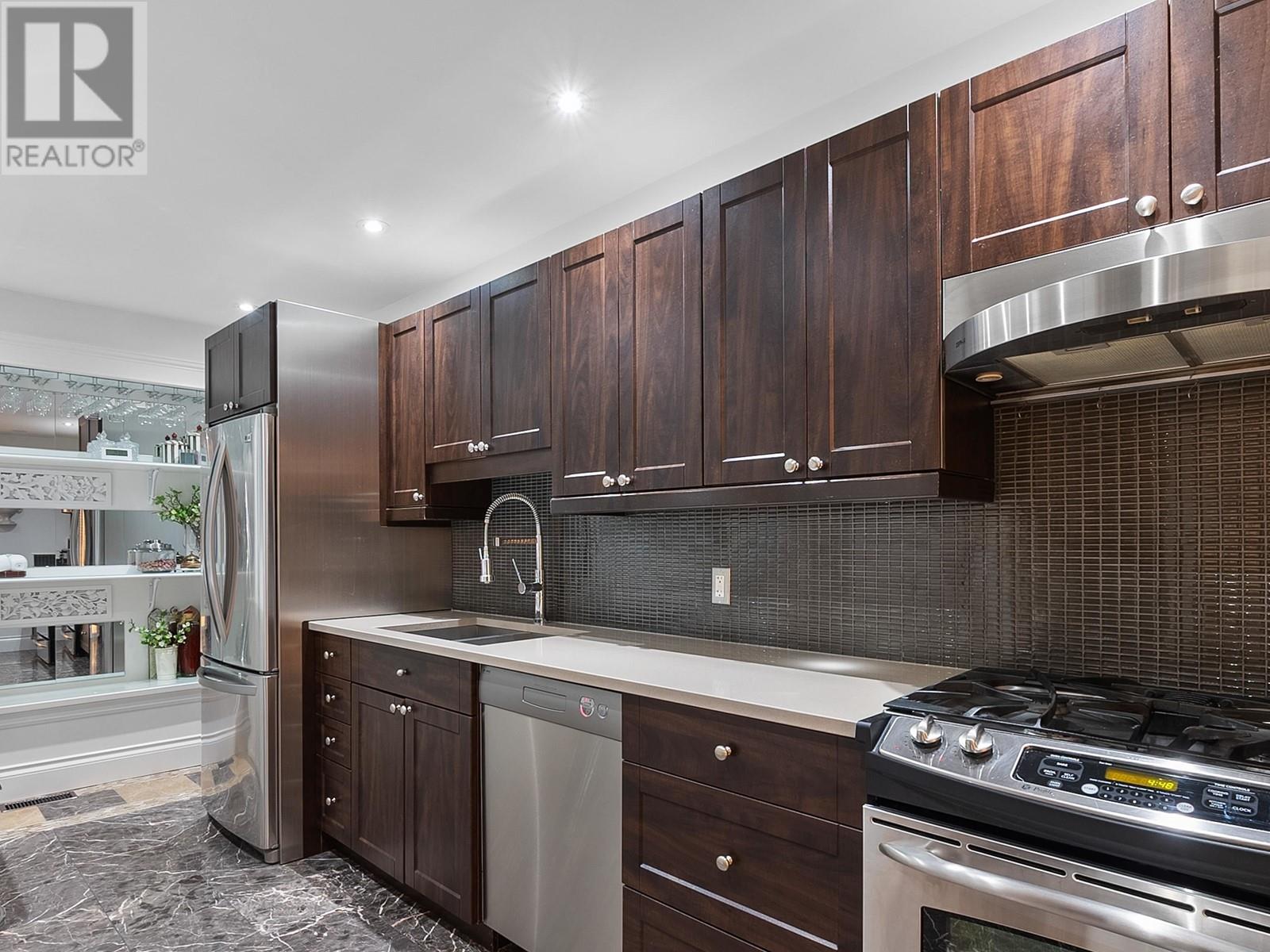 4511 Capilano Road, North Vancouver, British Columbia  V7R 4K2 - Photo 30 - R2851588