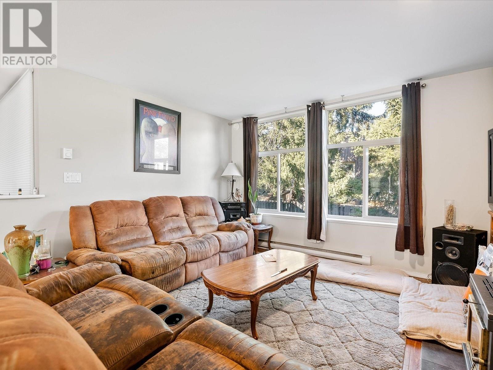 3 7381 Laurel Street, Pemberton, British Columbia  V0N 2L1 - Photo 3 - R2851563